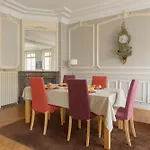 Paris Courcelles Prestige Residence