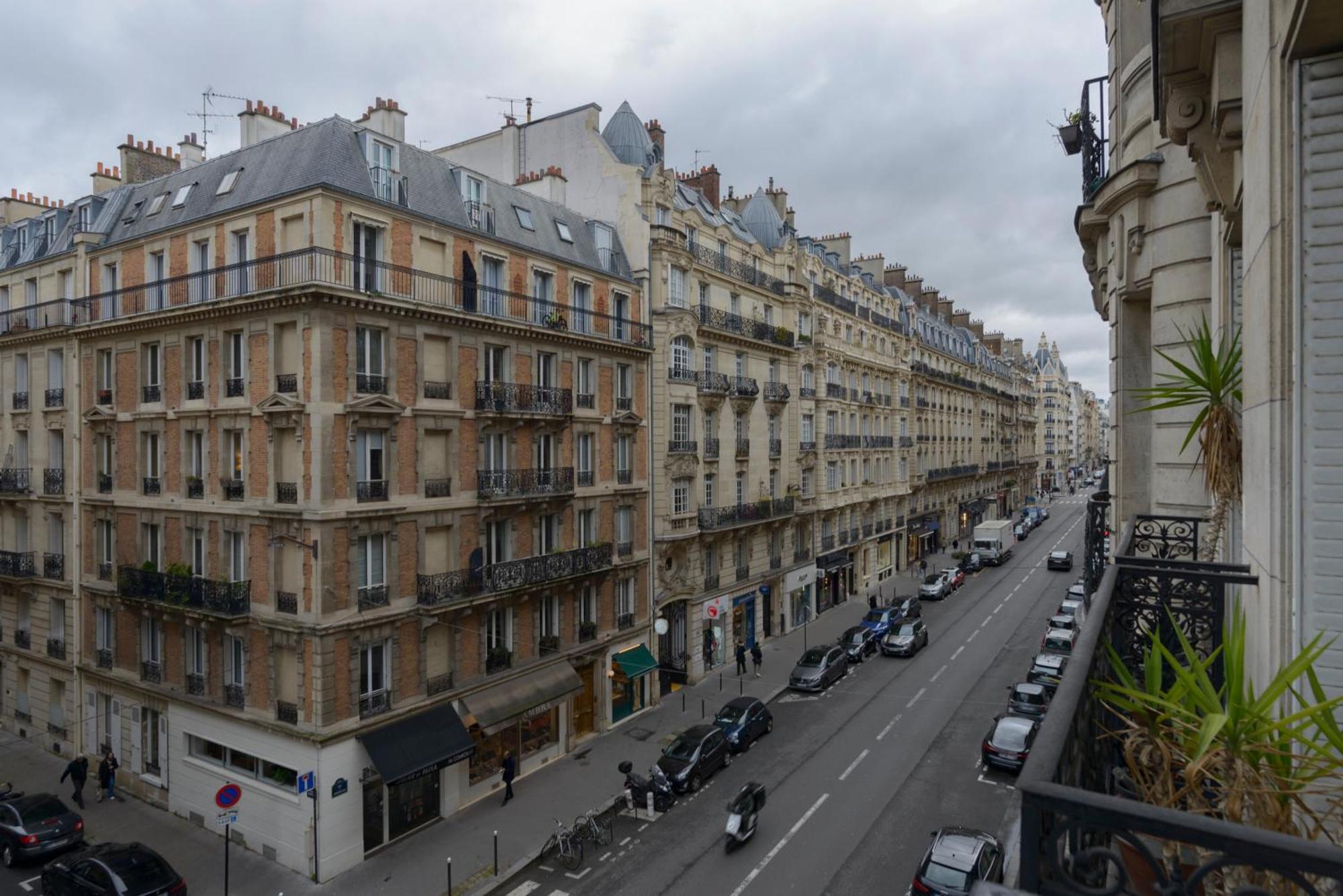 Courcelles Prestige * Parijs